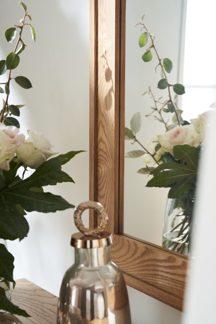Vineyard Vertical Mirror details